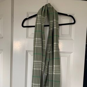 Cashmere scarf